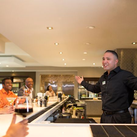 Holiday Inn & Suites Cedar Falls-Waterloo Event Ctr By Ihg Dış mekan fotoğraf