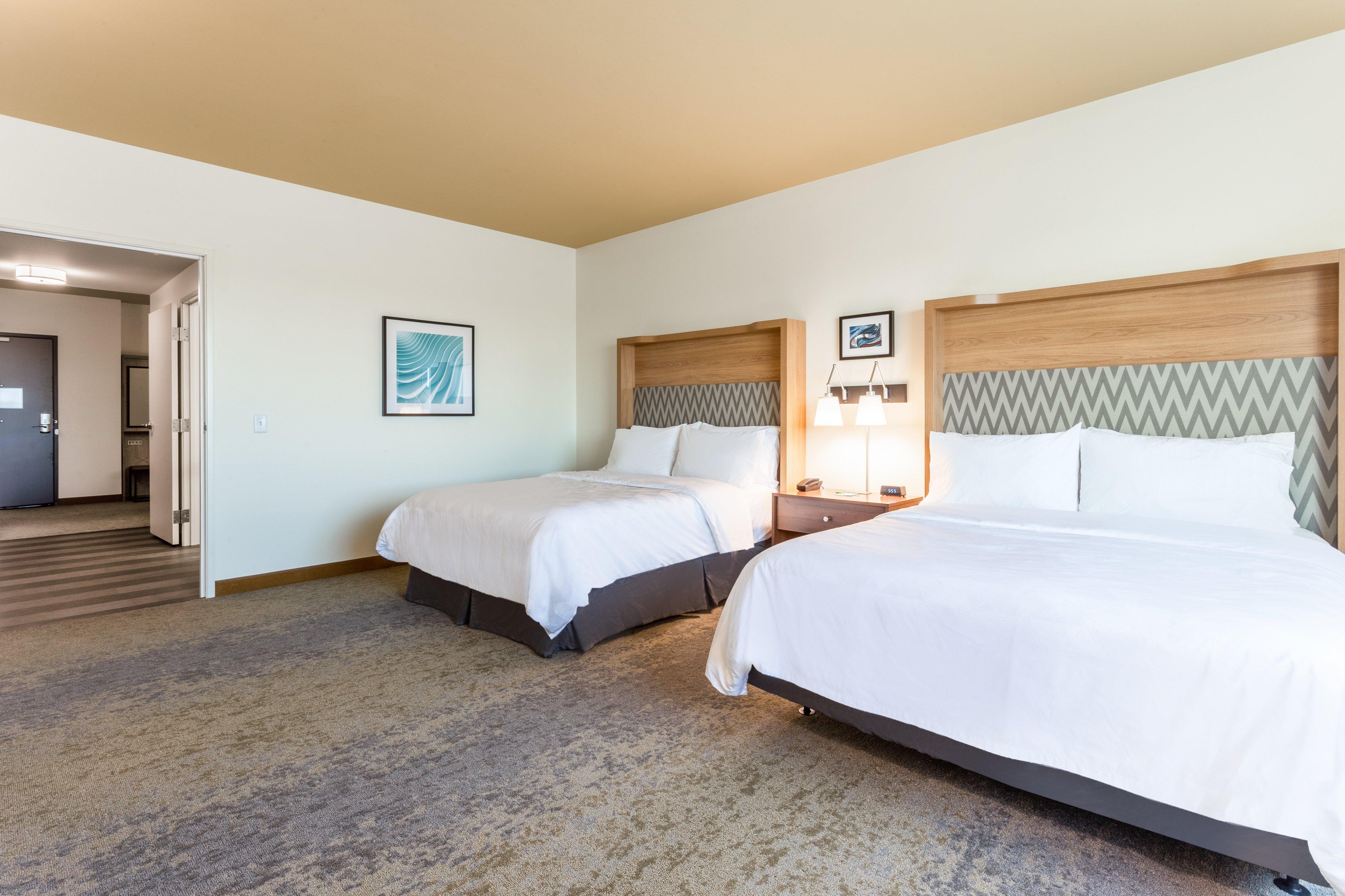 Holiday Inn & Suites Cedar Falls-Waterloo Event Ctr By Ihg Dış mekan fotoğraf