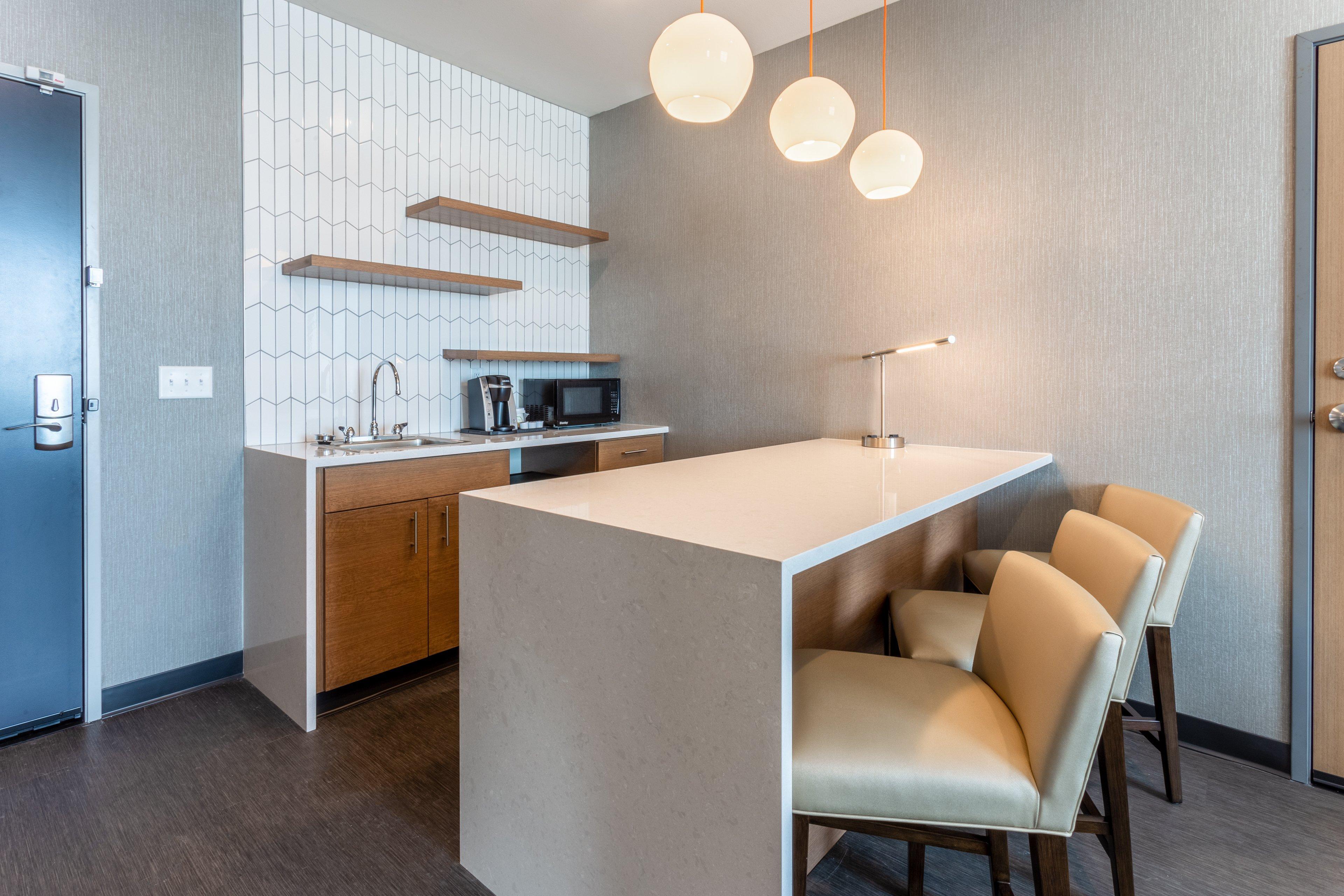 Holiday Inn & Suites Cedar Falls-Waterloo Event Ctr By Ihg Dış mekan fotoğraf