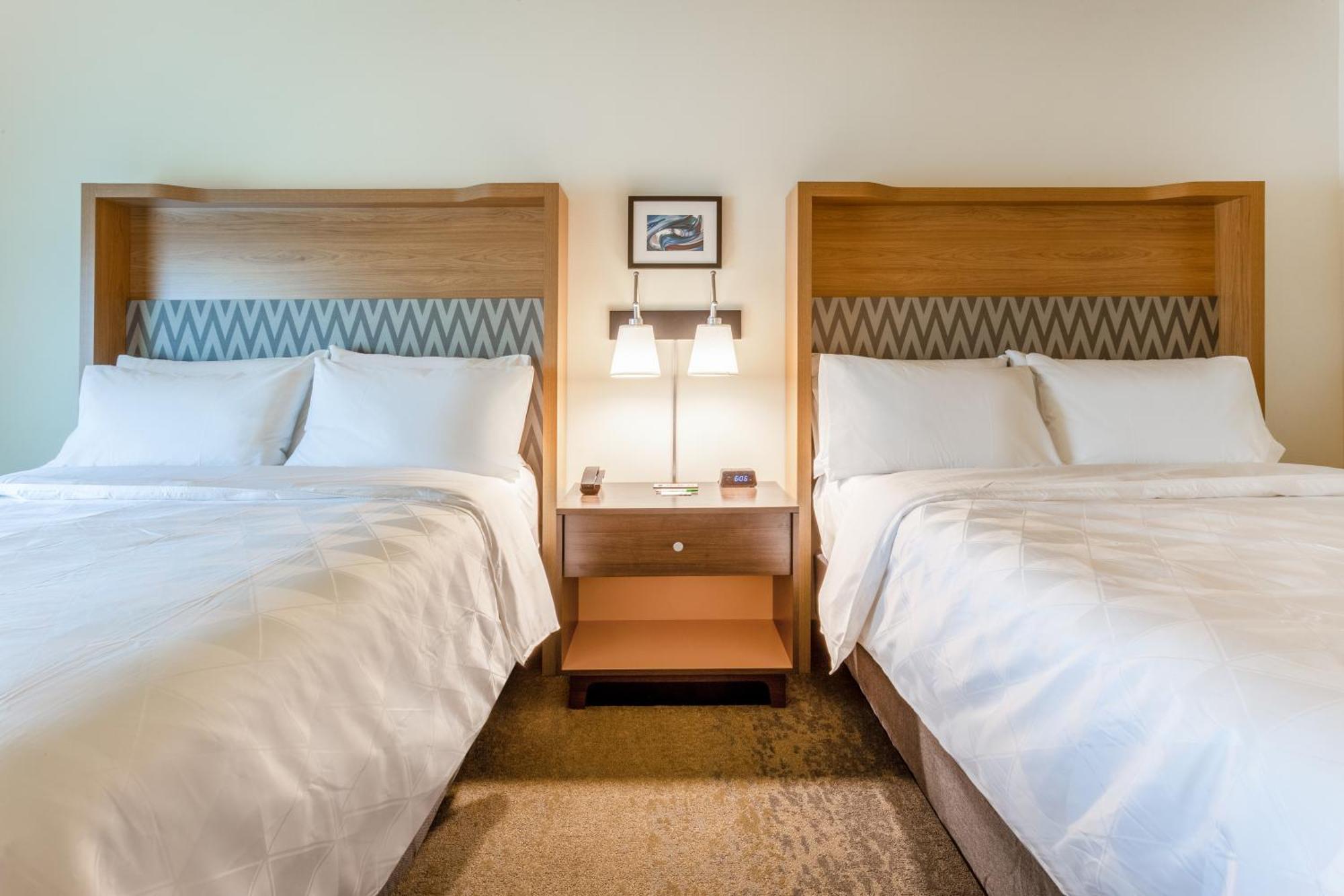Holiday Inn & Suites Cedar Falls-Waterloo Event Ctr By Ihg Dış mekan fotoğraf